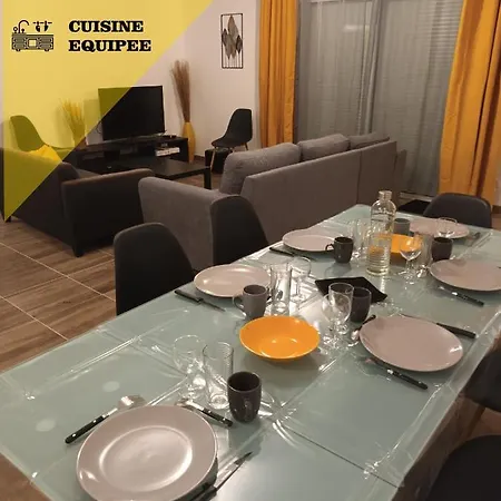 Maison Proche Futuroscope Holiday home Chasseneuil-du-Poitou