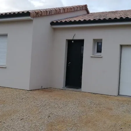 Holiday home Maison Proche Futuroscope *