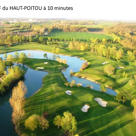 Maison Proche Futuroscope Holiday home Chasseneuil-du-Poitou