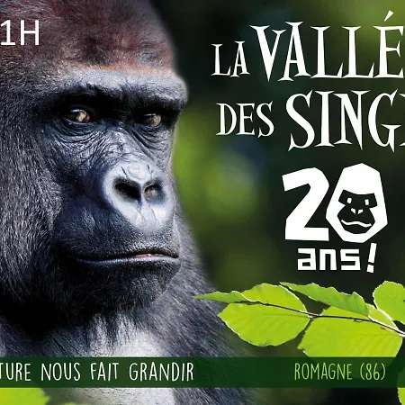 Maison Proche Futuroscope Holiday home