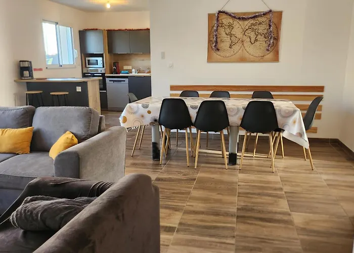 Holiday home Maison Proche Futuroscope